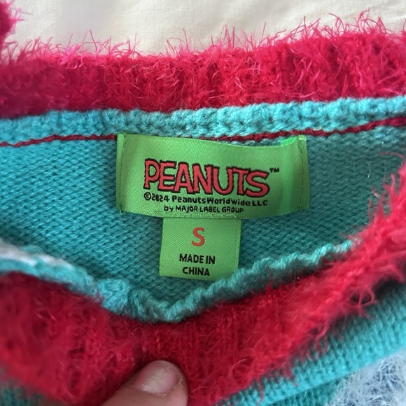 Peanuts Snoopy Ski Sweater Women's Small  Red Holiday Christmas Pullover - Picture 3 of 8